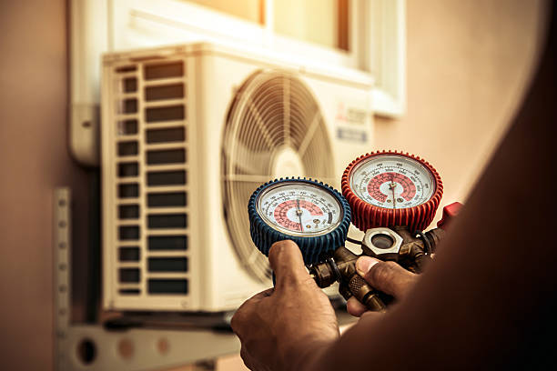 Professional Hvac technician working in Hayden, ID
